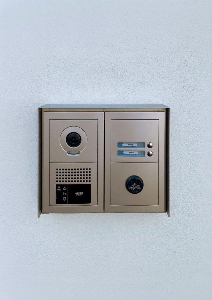le guillant électricité sécurité et maison connectée domotique interphone avec caméra